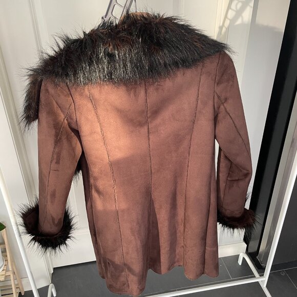 Faux fur Jacket, Y2k Fluffy Brown Faux Fur Trim Jacket, Mocha Short Afghan Coat - Picture 8 of 10